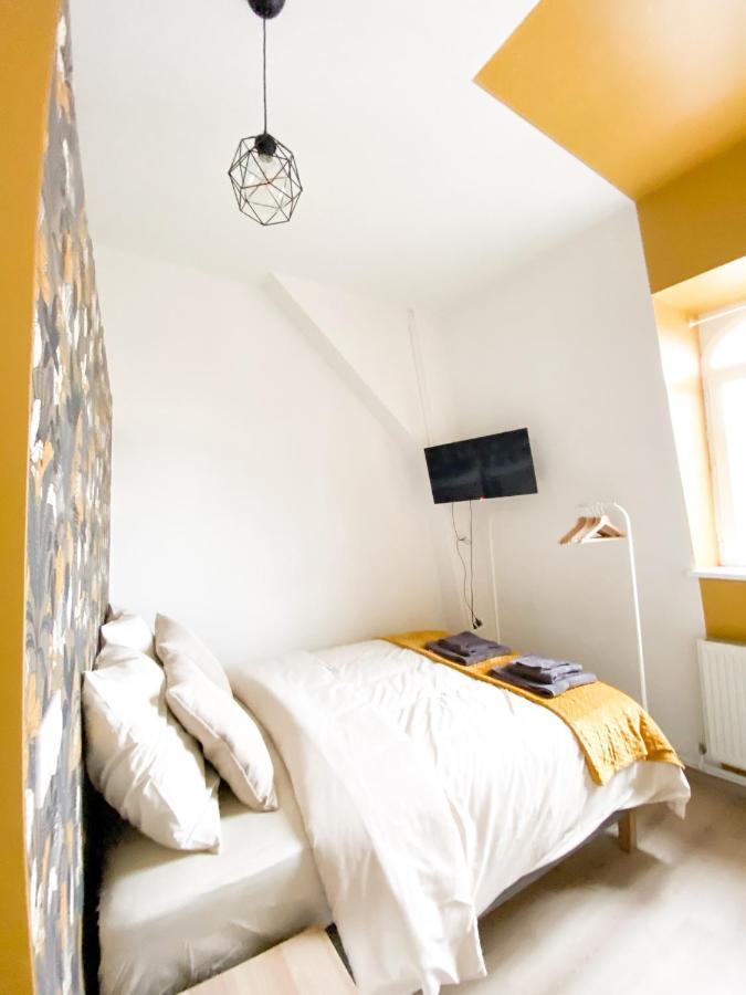 Capstay Roubaix Lille Private Shower & Netflix מראה חיצוני תמונה