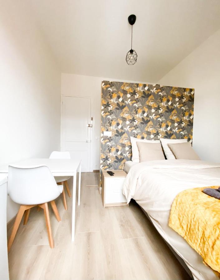 Capstay Roubaix Lille Private Shower & Netflix מראה חיצוני תמונה